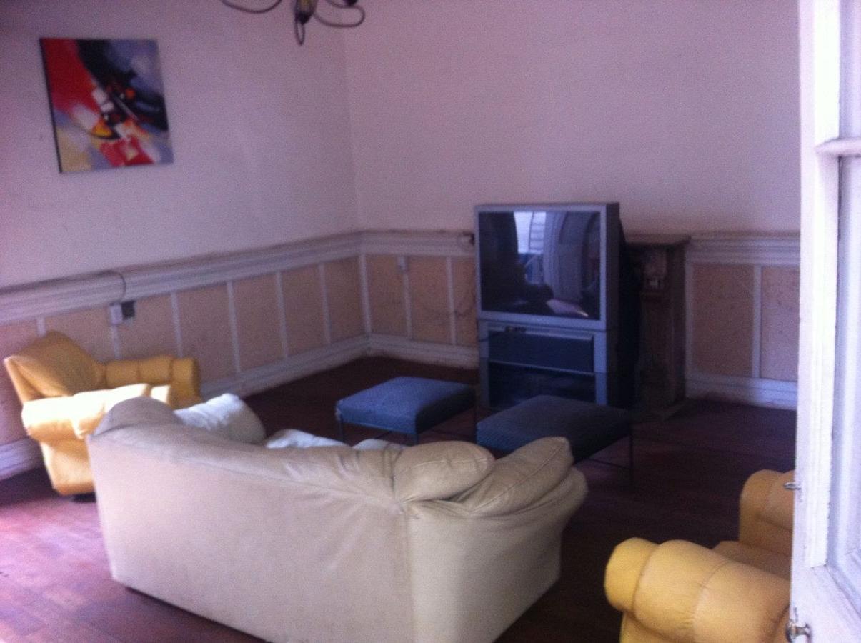 Hostal Chacabuco Santiago Ngoại thất bức ảnh